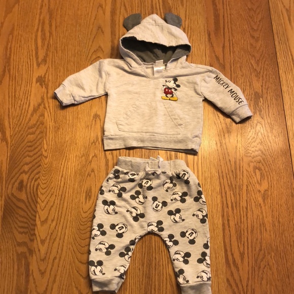 Mickey Mouse baby boy bundle - Picture 4 of 6